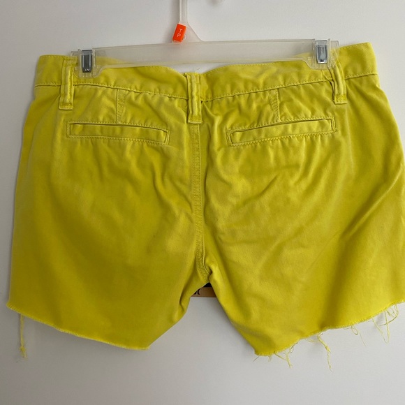 Yellow Hurley shorts size 1 - Picture 3 of 3
